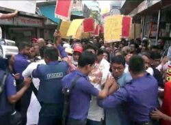 ঝালকাঠিতে বিএনপির পদযাত্রায় পুলিশের বাধা, সংঘর্ষে ওসিসহ আহত ২০